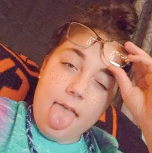 Meet your Posher, Mackenzie